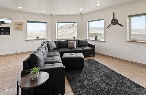 Lava Hot Springs House | Lava airport Getaway