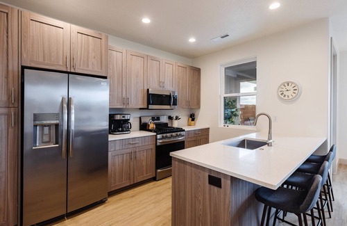 Santa Clara House | Lava Flow @ Heritage Point - Santa Clara