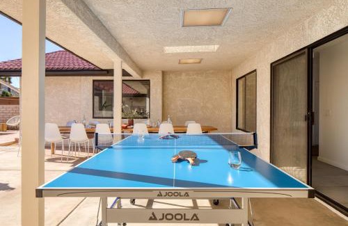 Yucca Valley House | Lava Rocks by AvantStay Gorgeous Desert Haven w Pool Hot Tub Fire Pit Ping Pong