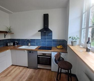 Roussines House | Lavallade 12 Holiday Home