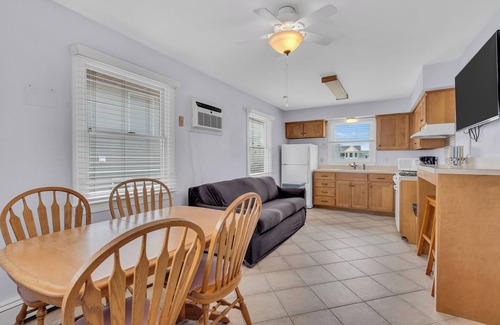 Lavallette House | Lavallette Heart of Town 2 Family Beach Block 2 Bedroom Available!