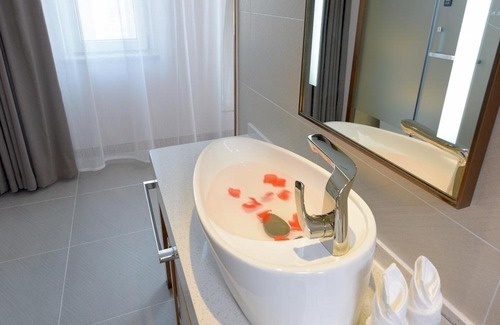 Nanguan Hotel | Lavande Hotel Changchun Hangkong University Fanrong Road Metro Station