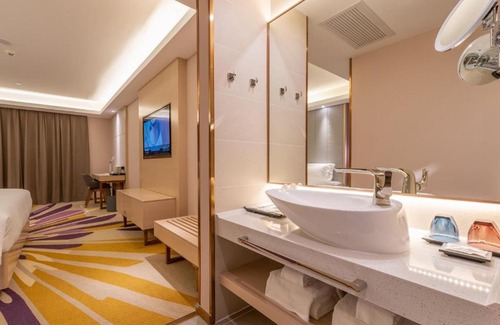 Mudan District Hotel | Lavande Hotel Heze University Road