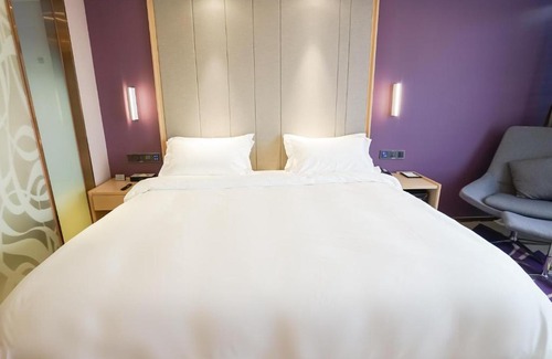 Jingmen Hotel | Lavande Hotel Jingmen Planet World City