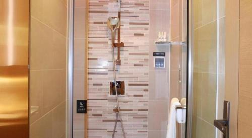 Luohu Hotel | Lavande Hotel Shenzhen East Gate Wanxiang City Guomao Metro Statipn