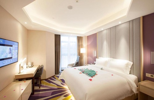 Yuehu District Hotel | Lavande Hotel (Yingtan Longhushan Avenue Branch)