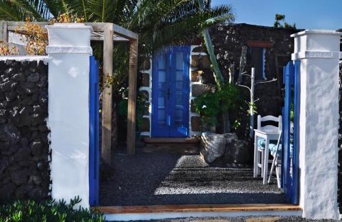 Uga House | Lavastein Bauernhaus Yazmina Mit Schönem Garten