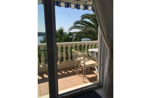 Maslinica Apartment | Lavender Apartment - stunning sea view