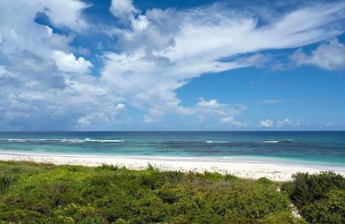 Governor's Harbour House | Lavender Beach House home
