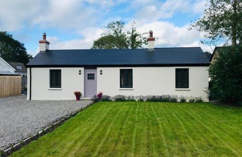 Newbridge House | Lavender Cottage - 2 Bedroom Home