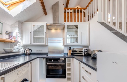 Haverfordwest House | Lavender Cottage - Two Bedroom House, Sleeps 3