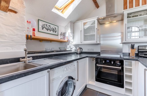 Haverfordwest House | Lavender Cottage - Two Bedroom House, Sleeps 3
