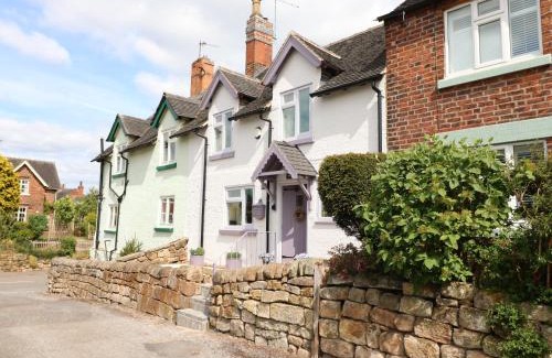 Ilkeston House | Lavender Cottage