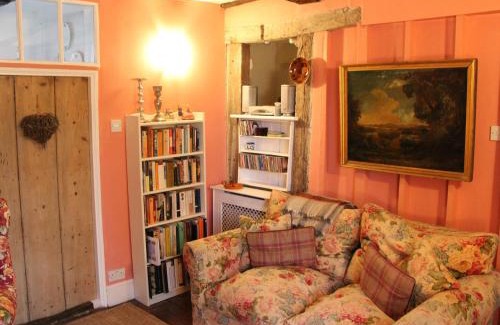 Methwold House | Lavender Cottage