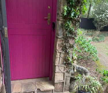 Hillcrest Apartment | Lavender Cottage