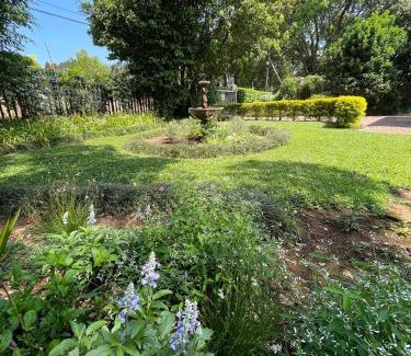 Hillcrest Apartment | Lavender Cottage