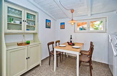 Stari Grad Ski Chalet | Lavender Dreams Cottage Hvar