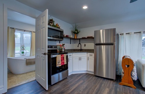 Steelville Apartment | Lavender Farm Retreat.Home of Peace and Relaxation