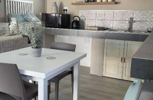 George Apartment | Lavender Grove Guesthouse