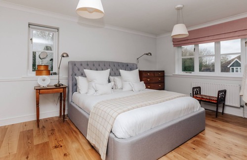 Kingwood House | Lavender House - Peaceful Countryside Setting