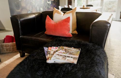 Riverhead Bed & Breakfast | Lavender Hill