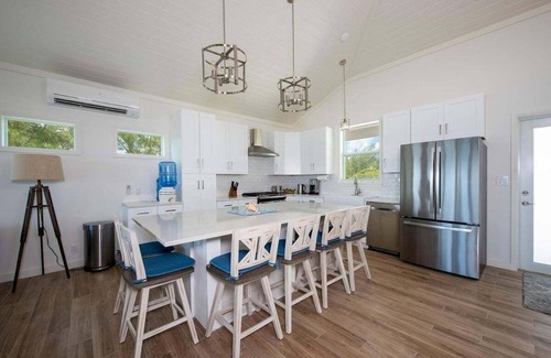 Governor's Harbour House | Lavender House· Luxury Home on Pink Sand Beach