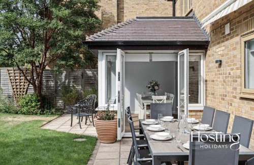 Henley-on-Thames House | Lavender House - Spacious Henley Home with Parking