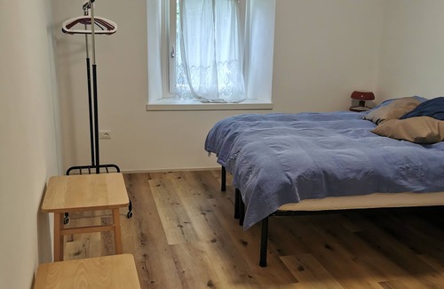 Sarnonico Bed & Breakfast | Lavender House Small apartment made from an old village house