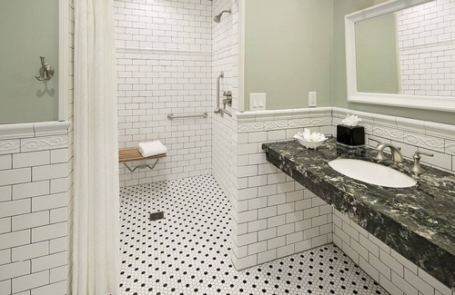West Beach Hotel | Lavender Inn by the Sea