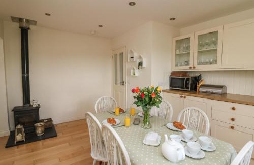 Haverfordwest House | Lavender Lodge