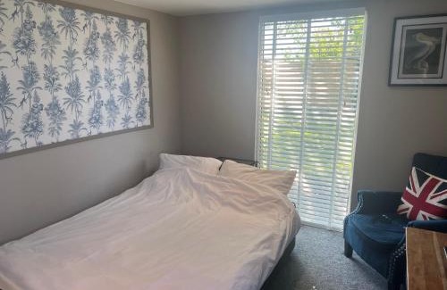 Wicklewood Apartment | Lavender Lodge - Pool and Hot Tub with sunset views over open fields