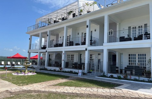Ocho Rios Villa | Lavender Moon Villas