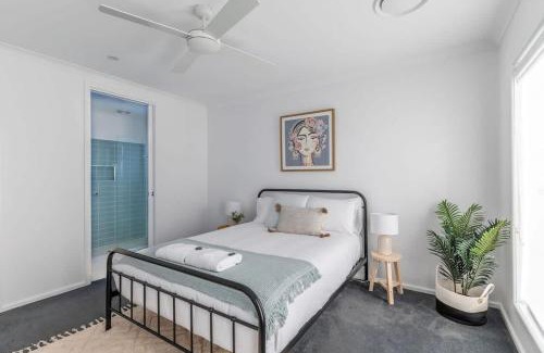 Myrtleford House | Lavender & Olive