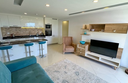 Kusadasi Apartment | Lavender Residence Poolside Apartement 3