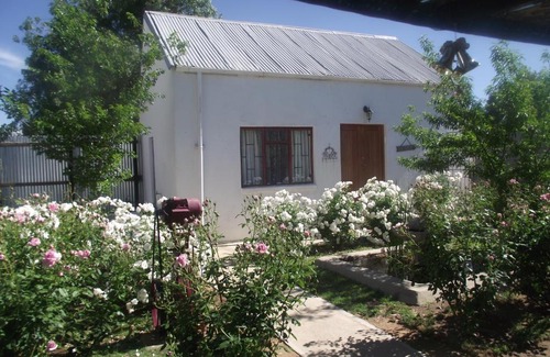 Bethulie Bed & Breakfast | Lavender Rose