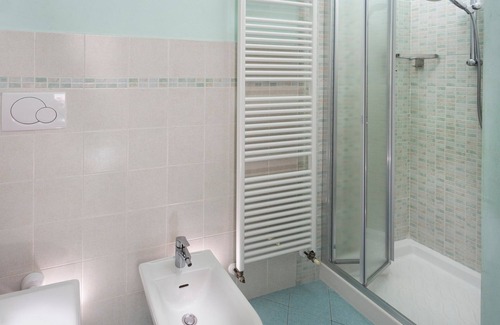 Scandiano Apartment | Lavender Studio