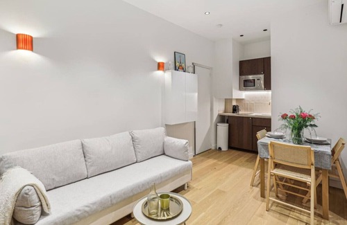 Ternes Apartment | Lavie Maison : AC & Hot Tub Close Arc de Triomphe