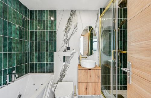 Saint-Thomas-d'Aquin Apartment | Lavie Maison Studio AC & Hot Tub