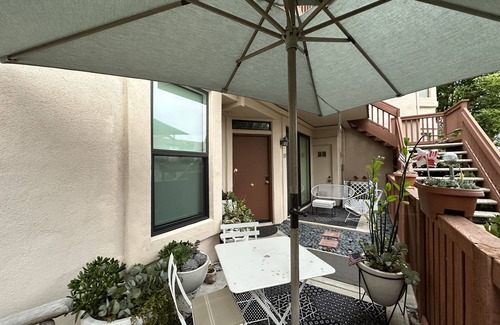 Carmel Valley Condo | Lavish 1 Bedroom Condo Kid & Pet Friendly