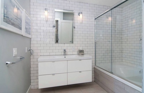Carmel Valley Condo | Lavish 1 Bedroom Condo Kid & Pet Friendly