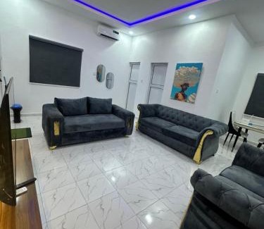 Lagos Apartment | Lavish 2Bedroom flat in ogudu by Magnanimous apt