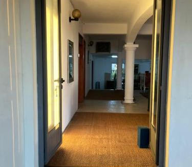 Forest Side Apartment | Lavish 4 bedroom apartment