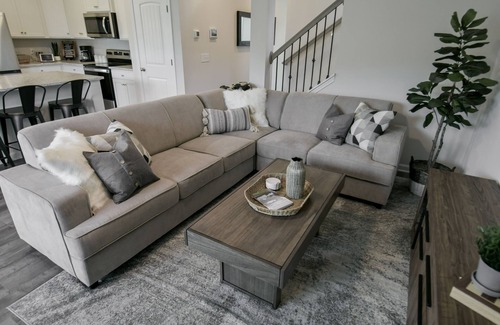 Lexington House | Lavish 4BR/3BA Home with Pool, Grill, Video Games, King Bed