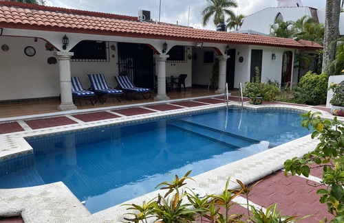 Colonia Centro House | Lavish Gardens, Private Pool, Private Master Suite