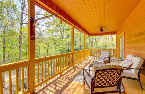 Hiawassee House | Lavish Hiawassee Cabin - Great for Families!