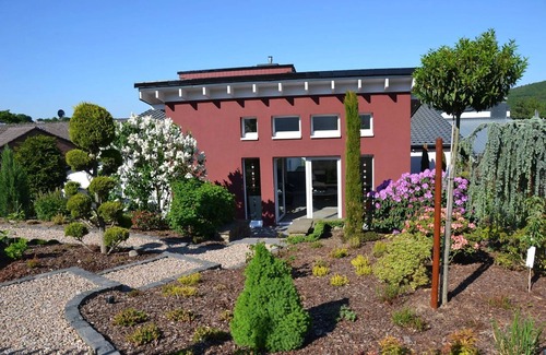 Bad Muenstereifel House | Lavish Holiday Home in Bad Münstereifel with Sauna