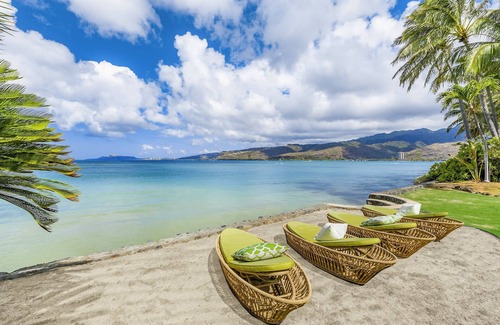 Portlock House | Lavish Oceanfront Estate w/Pool, Spa & AC - Close to Beaches: Maunalua Sunset