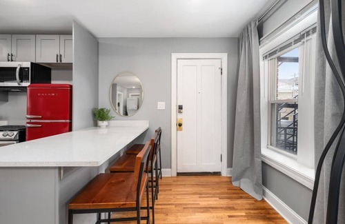 University District Apartment | Lavish Studio in the heart of OSU campus