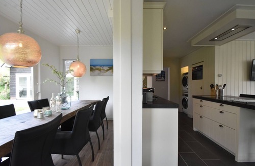 Julianadorp aan zee Villa | Lavish Villa in Julianadorp aan zee