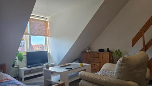 Lubeck City Centre Apartment | LaViva Home 24 - Studio mit Galerie